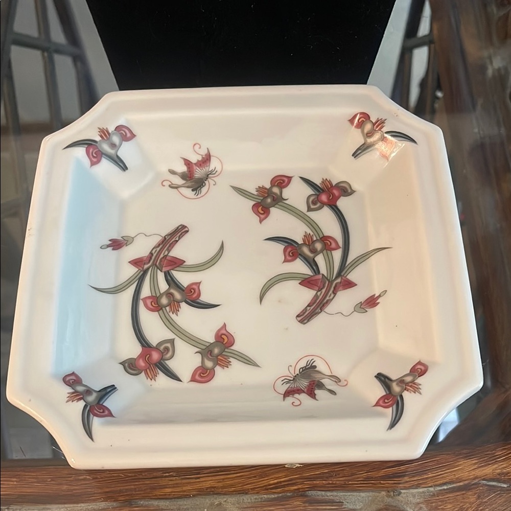 Neiman Marcus Floral Square Plate in Red and Black